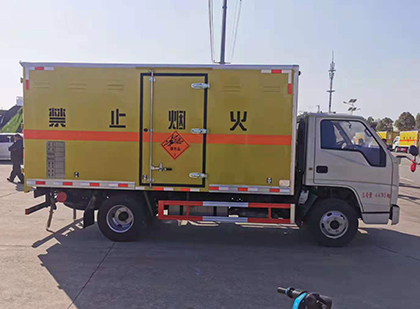 汉南爆破器材运输车
