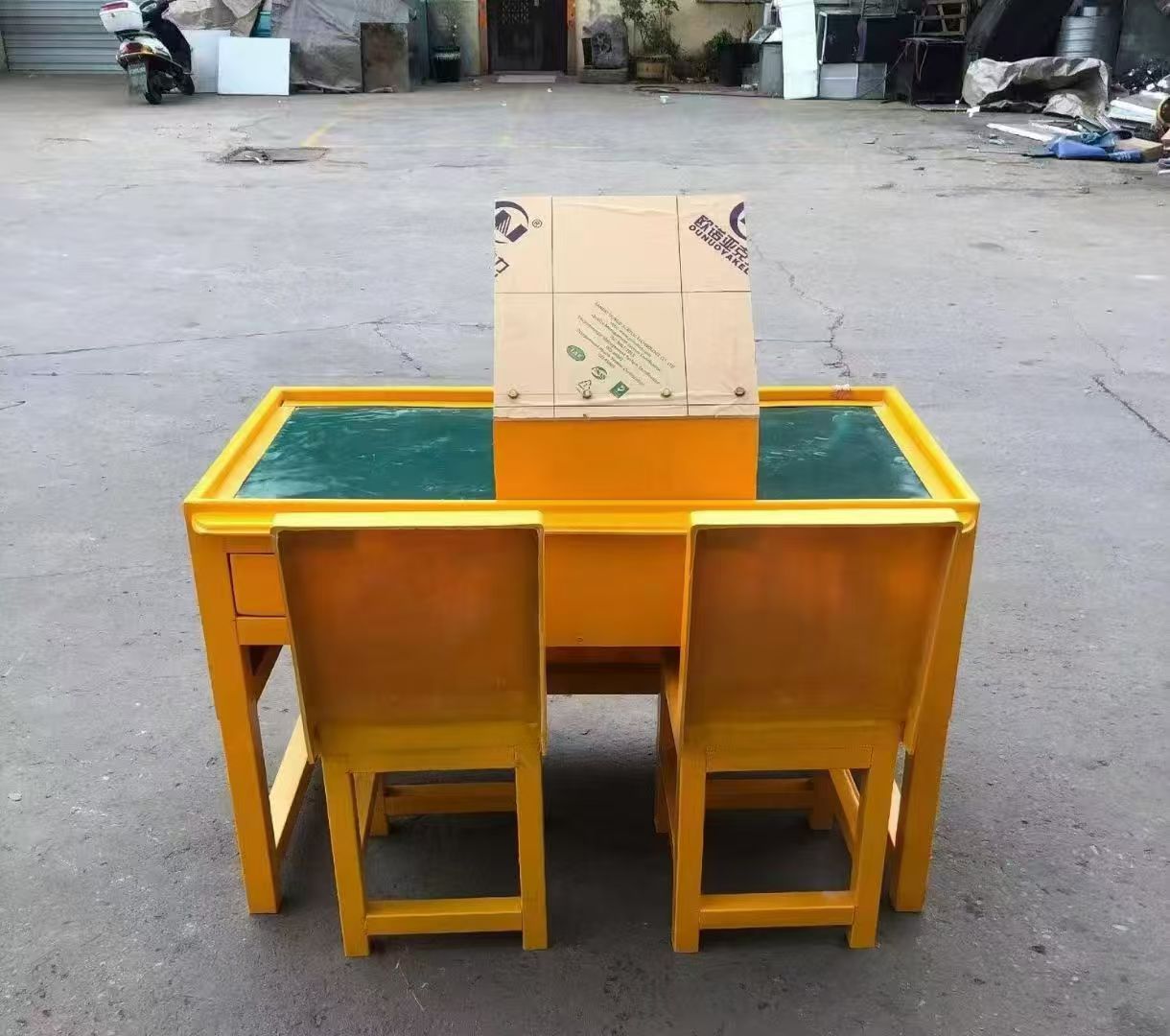 汉南防静电导通桌井下煤矿火工品发放桌：危险品流转的安全守护者